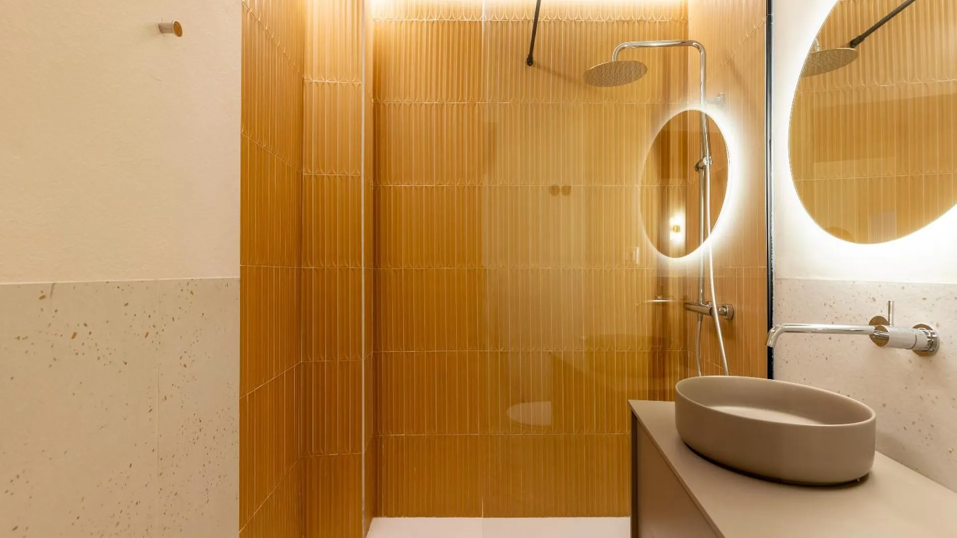 M4 Santa Cruz Catedral Apartment Seville