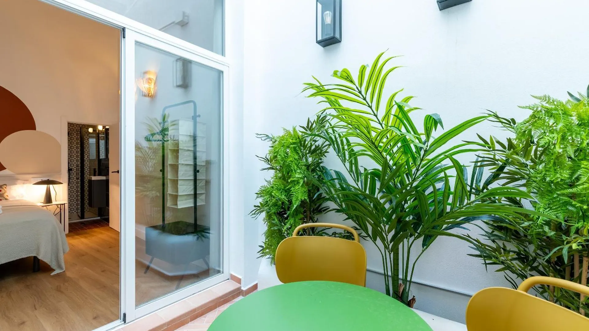 M4 Santa Cruz Catedral Apartment Seville